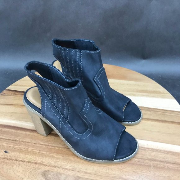 Maurices Blythe Black Slingback Block Heel Peep Toe Sandals Womens Size 6 M - Picture 1 of 10